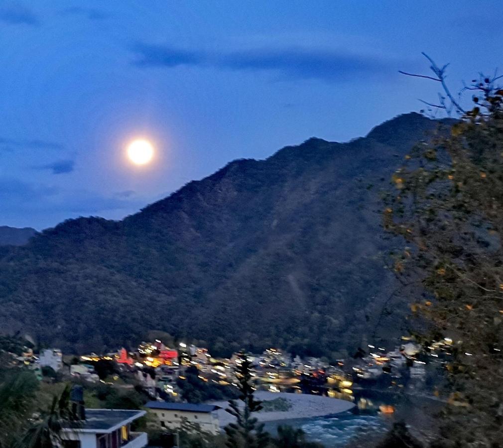 Hill Top Swiss Cottage Rishikesh Exterior photo