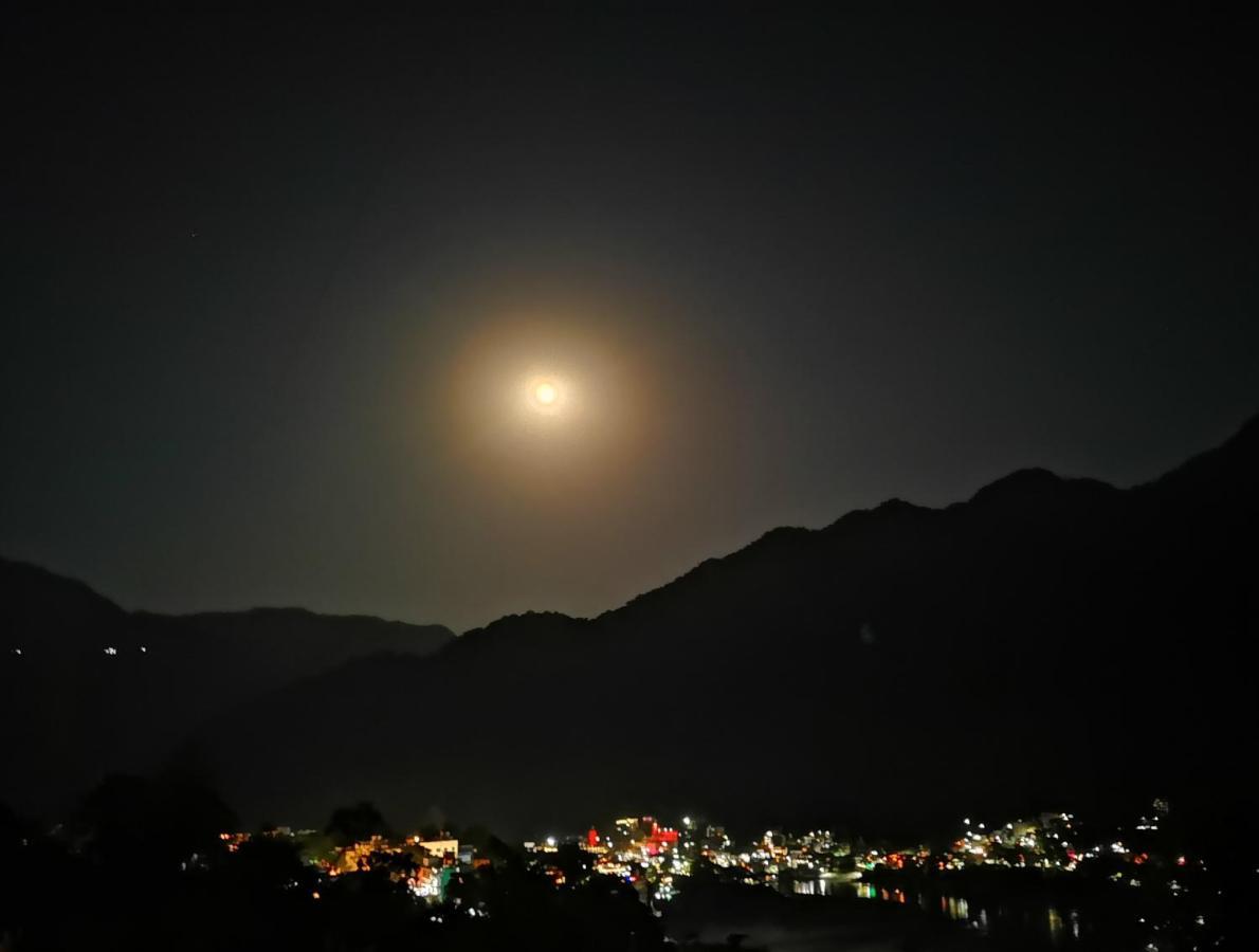 Hill Top Swiss Cottage Rishikesh Exterior photo